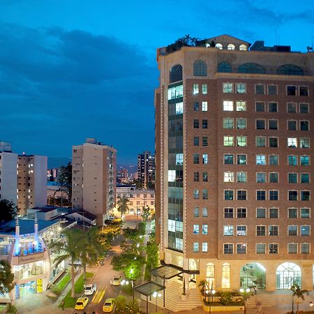 Hotel Dann Carlton บูการามังกา ภายนอก รูปภาพ