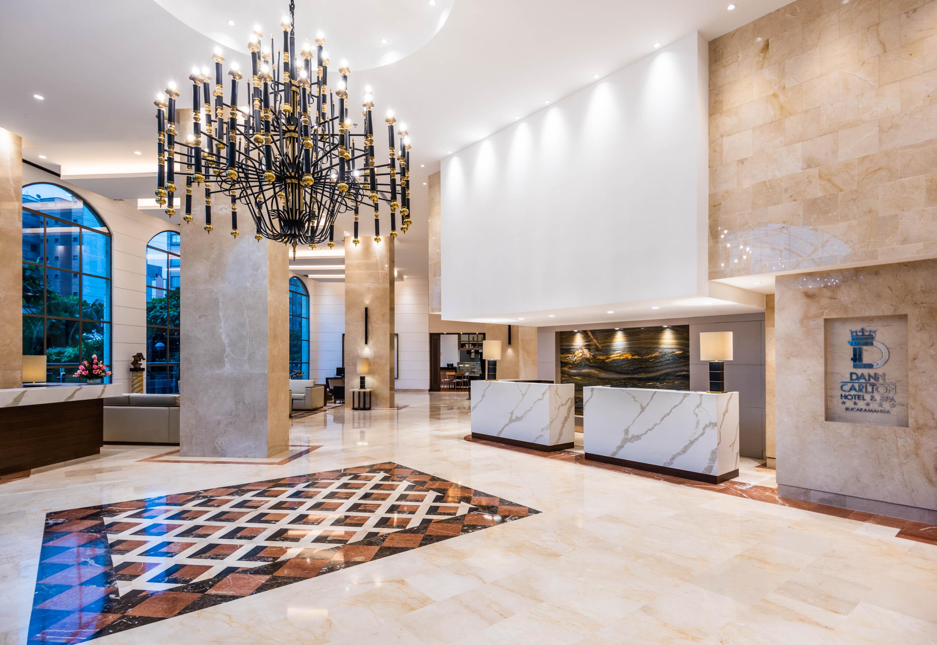 Hotel Dann Carlton บูการามังกา ภายนอก รูปภาพ Lobby