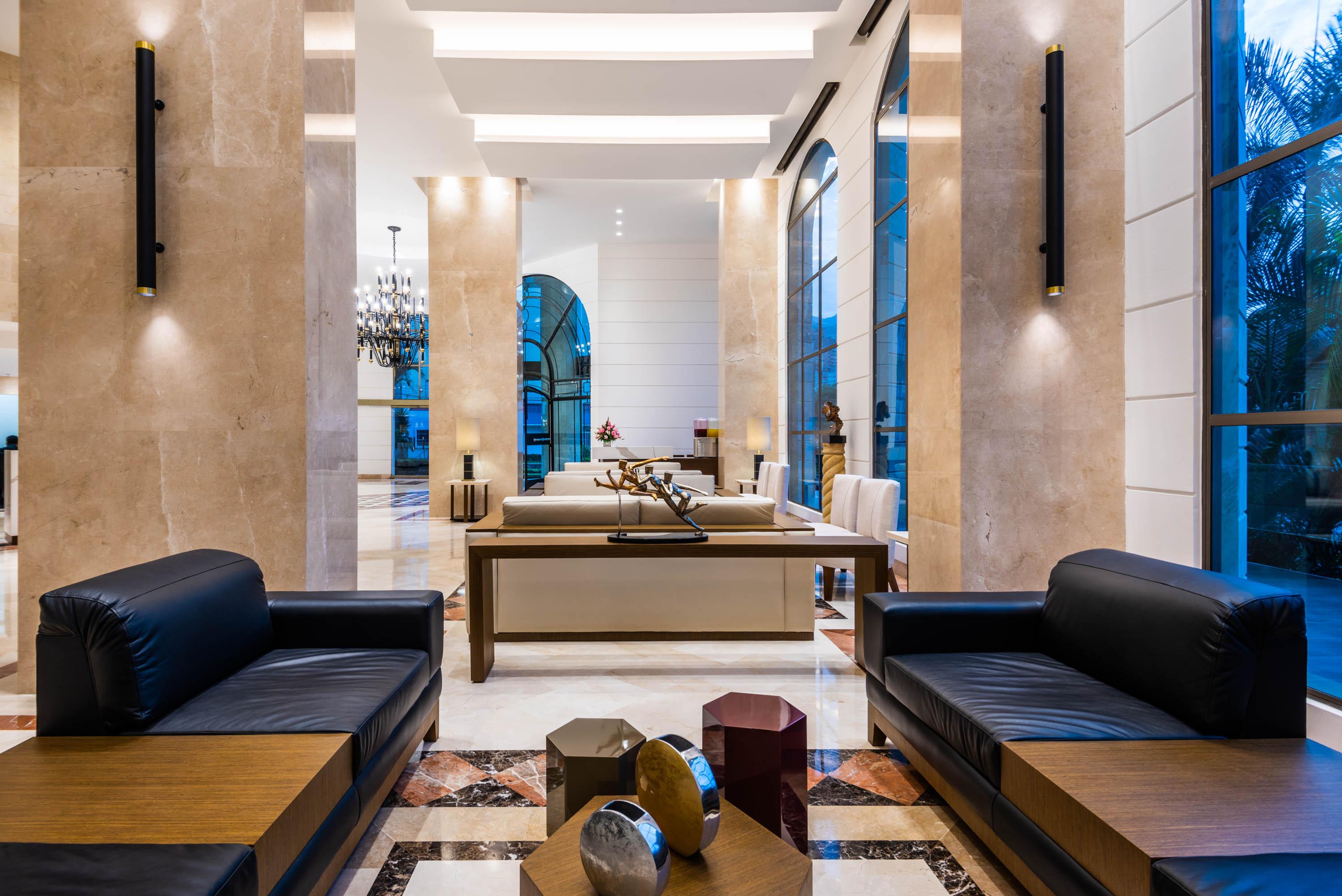 Hotel Dann Carlton บูการามังกา ภายนอก รูปภาพ Lobby