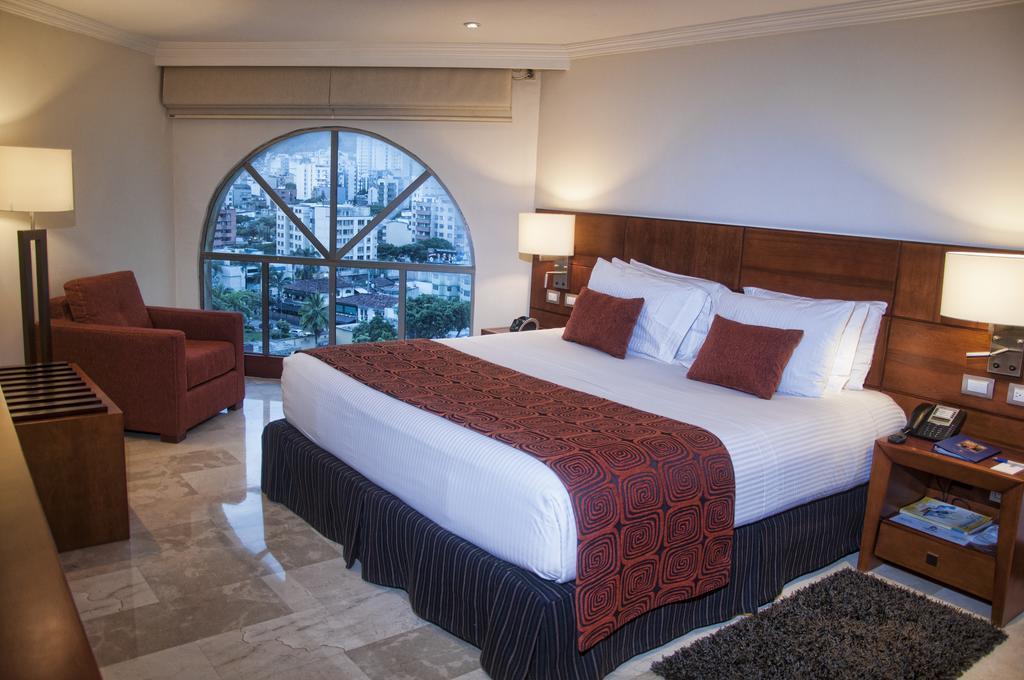 Hotel Dann Carlton บูการามังกา ภายนอก รูปภาพ A bedroom at the hotel