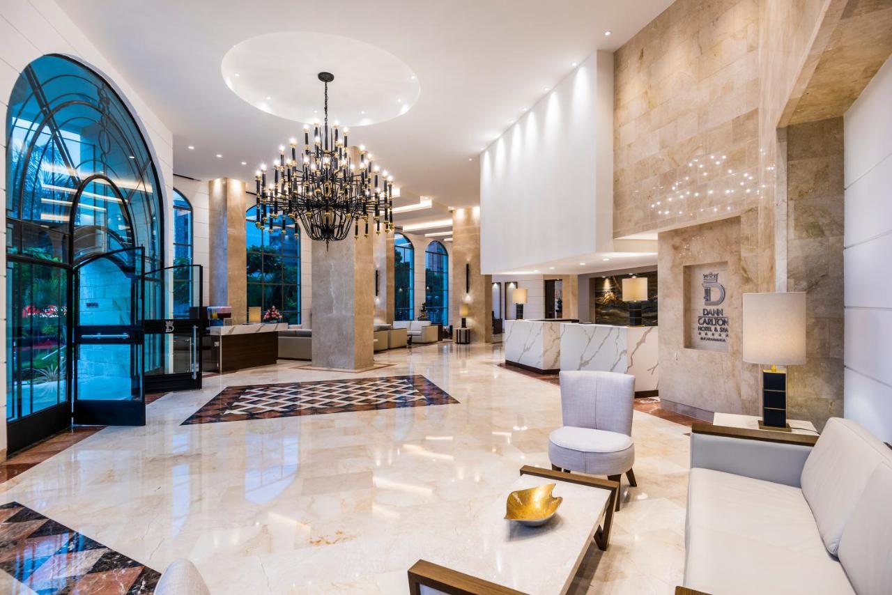 Hotel Dann Carlton บูการามังกา ภายนอก รูปภาพ Lobby